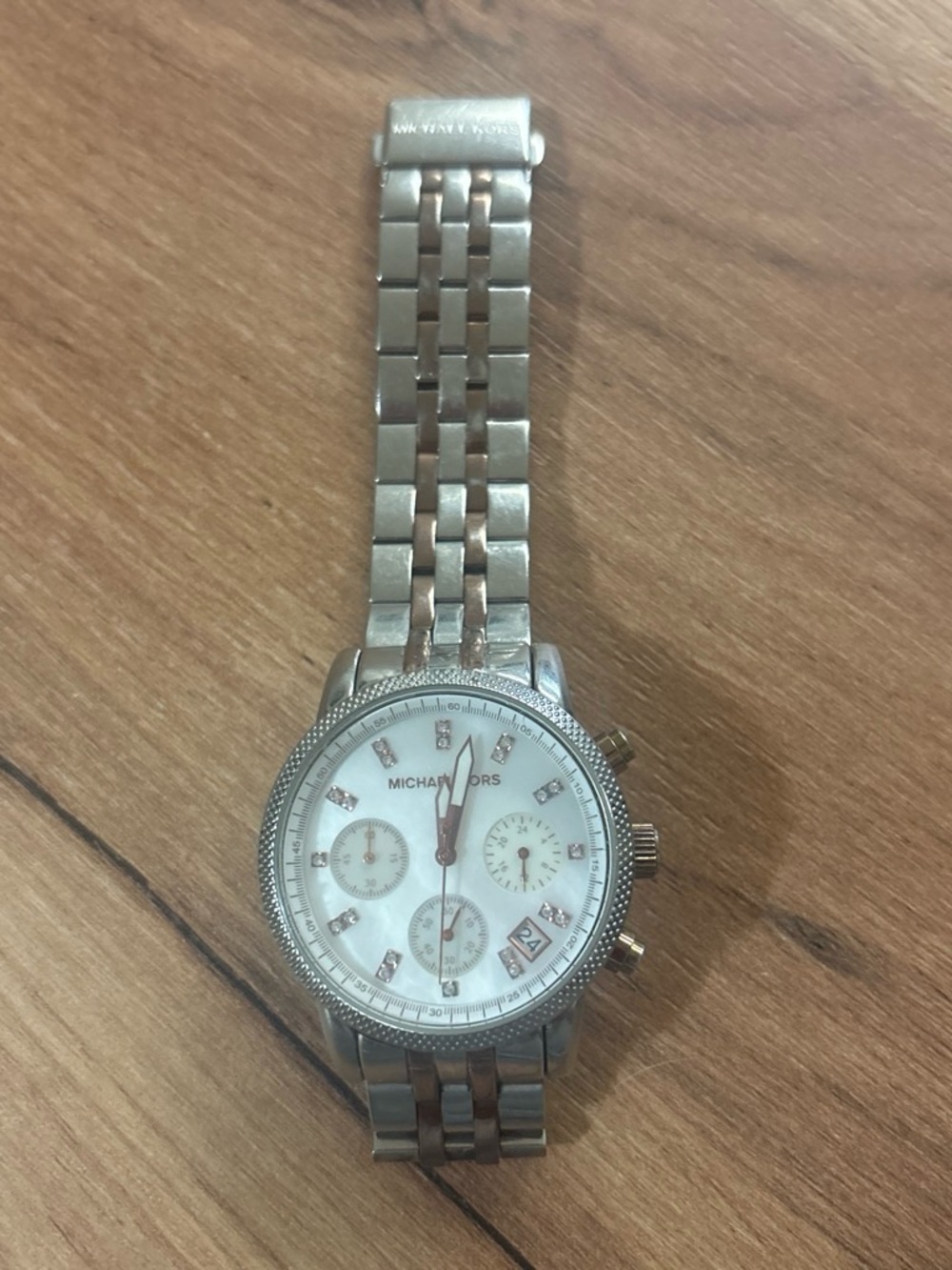 Michael Kors Silver and White Chronograph Bracelet Watch